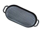 Cast iron platter W/O wooden base